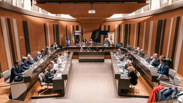 Descrizione immagine non disponibile